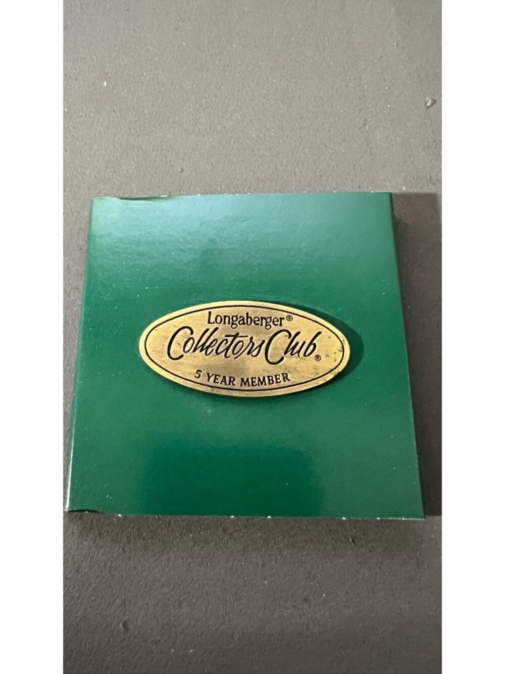 Longaberger Collectors Club Lapel Pins 5-Year Member & Cottage Gate - Picture 4 of 6